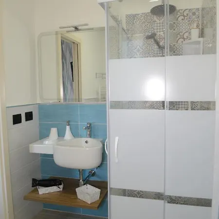 Panzió Lamarina 2*