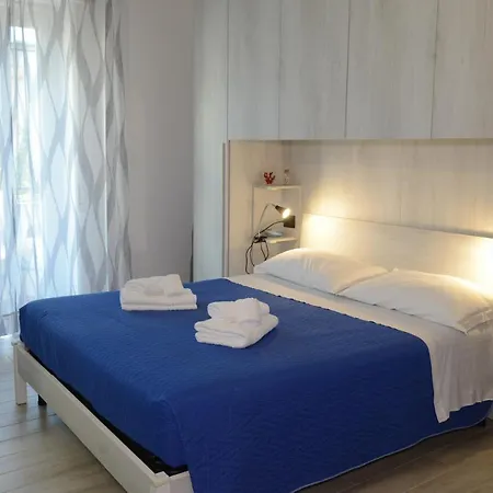 Nocleg ze śniadaniem Lamarina 2*